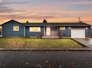 396 N Grove Ct, Eugene, OR 97404
