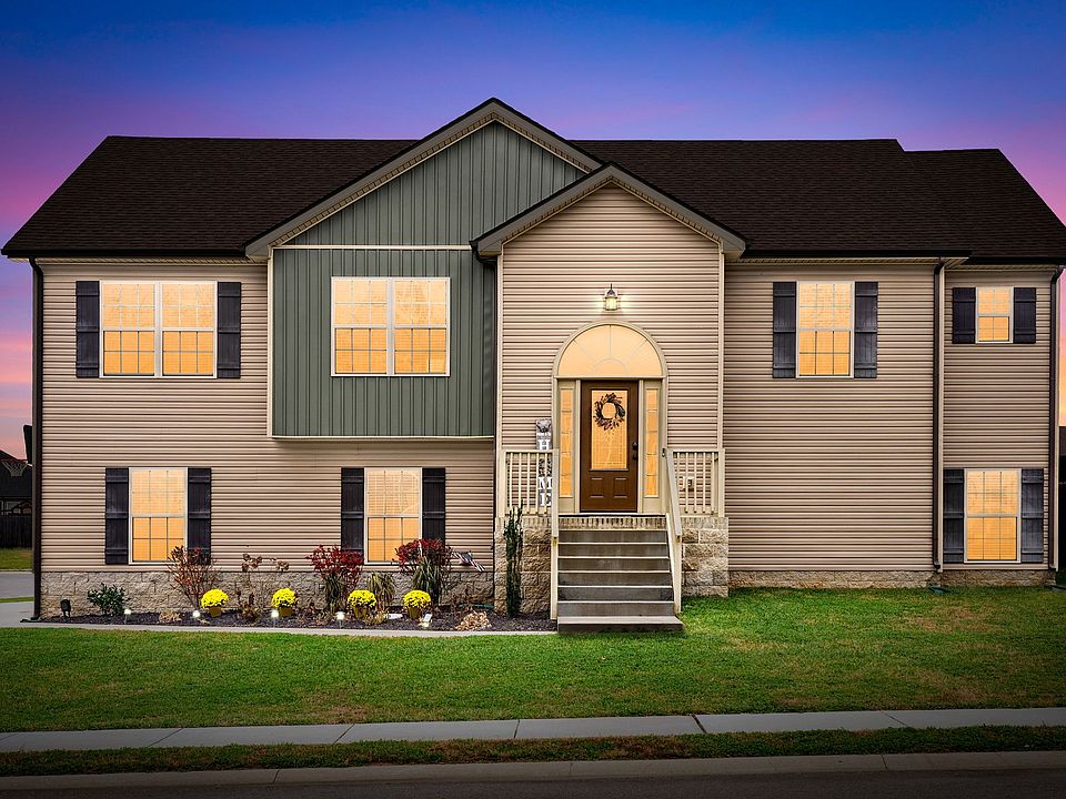 1st image of 800 Waldon Ct