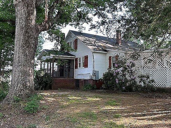 2nd image of 4831 Sulphur Springs Rd NE