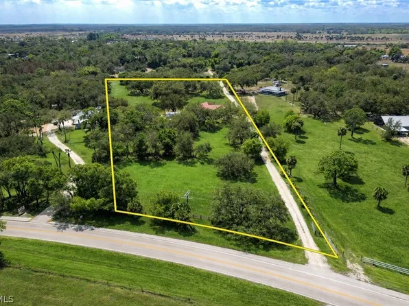 2032 Ortona Locks Rd, Moore Haven, FL 33471