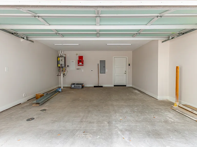 4525 N 40th St #8 — Photo 26