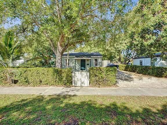 2nd image of 6420 SW 58th Pl