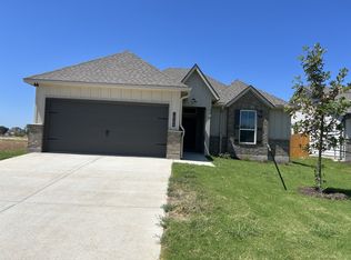 10104 Bethlehem Ct, Waco, TX 76708
