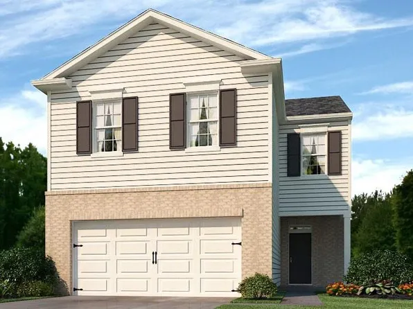 8246 Bluewater Dr, Fairburn, GA 30213