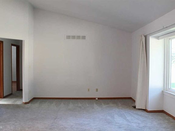 5th image of 29159 E Rose St