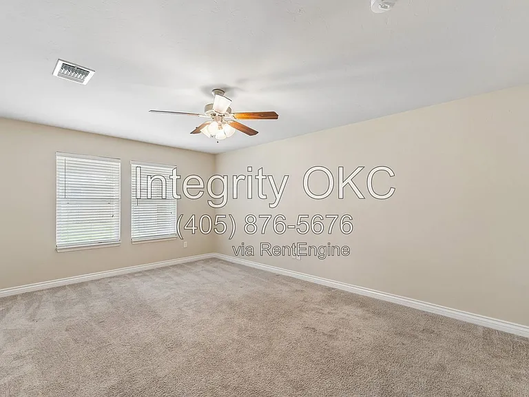 2800 NW 184th St — Photo 20