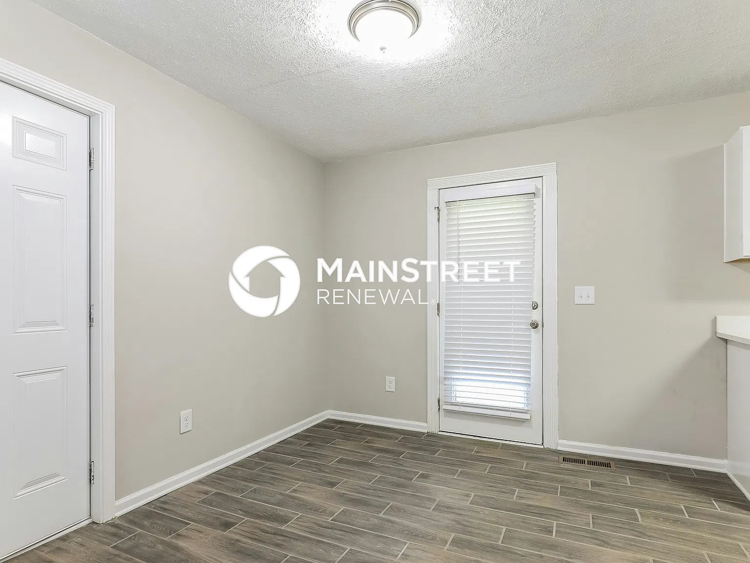 109 Woodhaven Dr — Photo 3