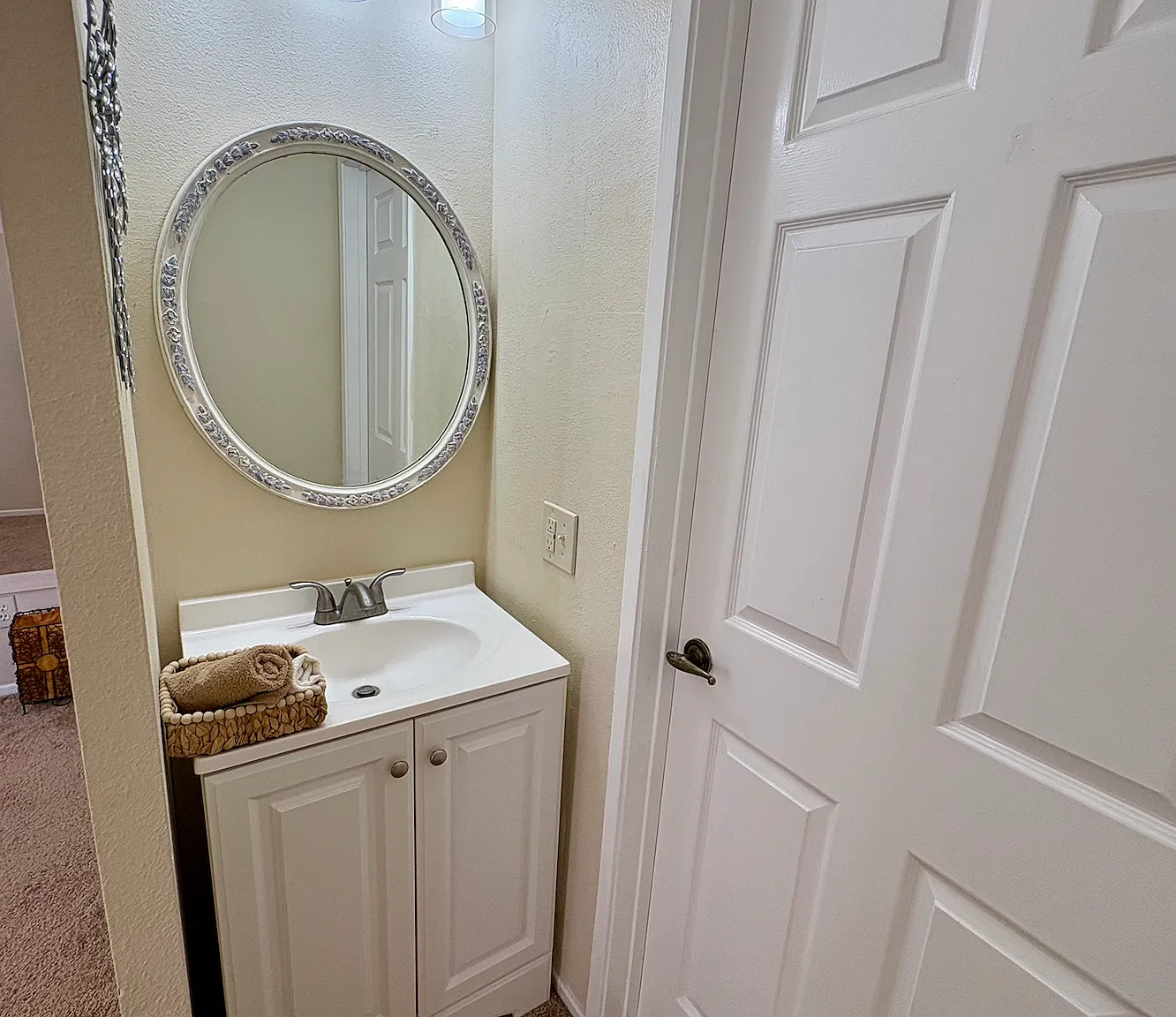3 bed, 1253 sqft, $6,200 — Photo 3