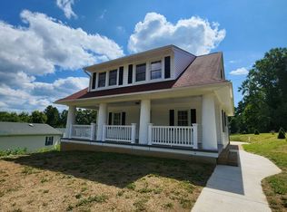 475 Kenilworth Rd, Asheville, NC 28805