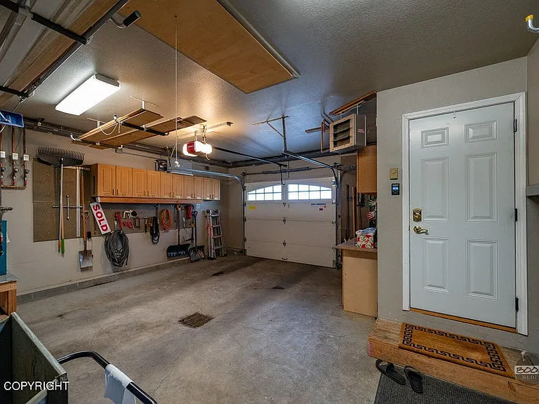 3031 Wiley Post Ave — Photo 31