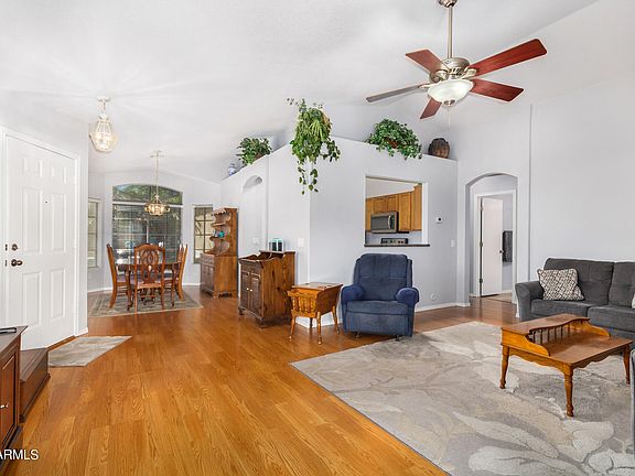 2nd image of 6504 W FLORENCE Avenue