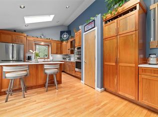 43 Gounod Rd, Westerly, RI 02891