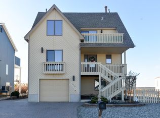 1420 S Bayview Ave, Seaside Park, NJ 08752