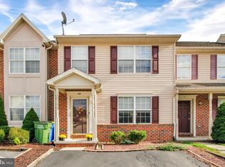 169 Sara Ln, Hanover, PA 17331