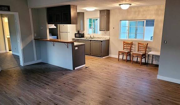 3rd image of 9041 El Dorado Pkwy Space 44