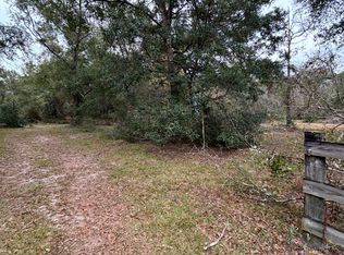 687 SW GRAPE Street, Lake City, FL 32024