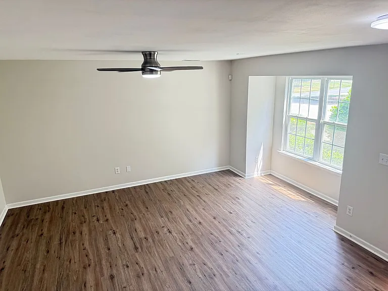 9123 Washam Potts Rd — Photo 7
