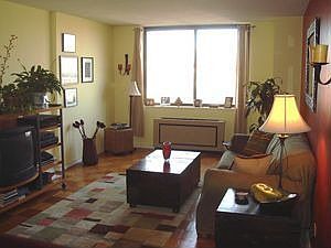 1st image of 275 W 96th St APT 21C