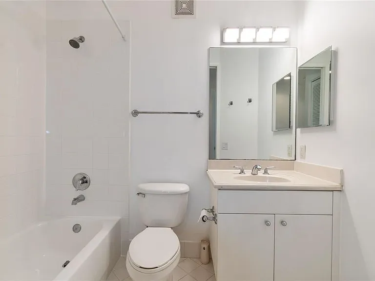 2692 Center Court Dr #2-32 — Photo 19