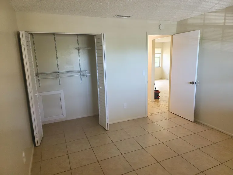 145 Pinellas Way N #9 — Photo 5