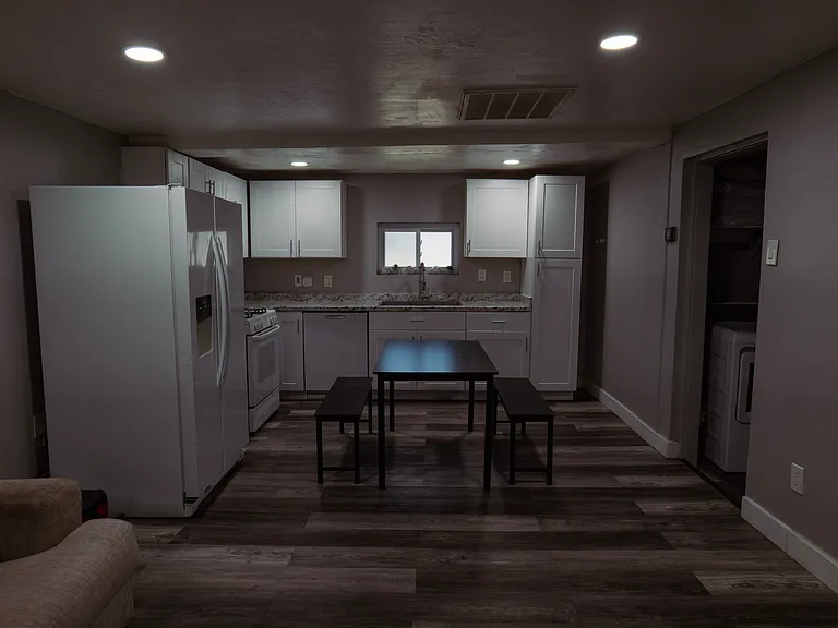 1155 N Bryant Ave #2 — Photo 7
