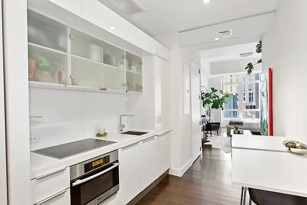 Rented by Douglas Elliman | media 20