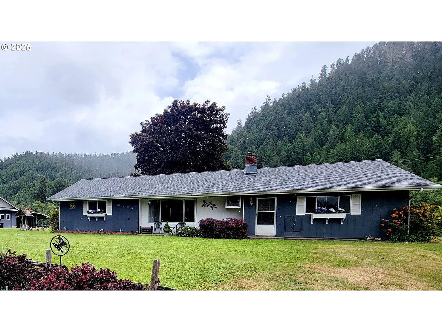 2965 S Myrtle Rd photo 1