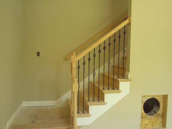 3rd image of 376 Abeline Dr