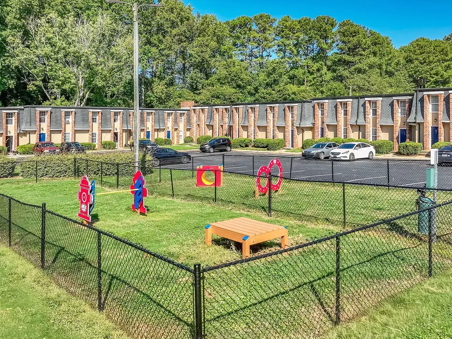 Covington Square Townhomes — Photo 4