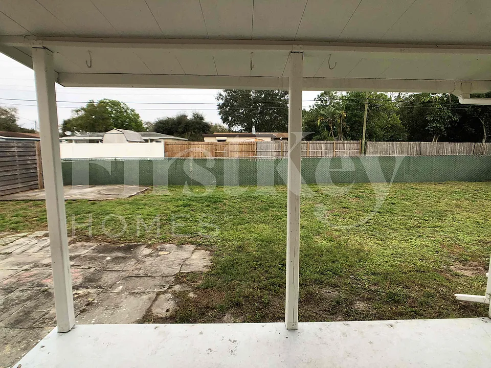 8411 53rd Way N