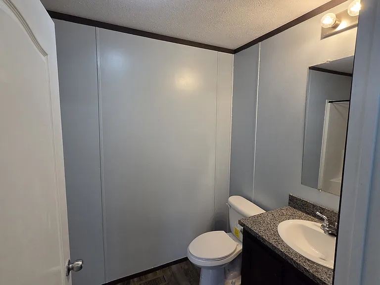 3253 Bristol Rd — Photo 4