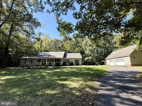 43073 Wit And Folly Way, Hollywood, MD 20636