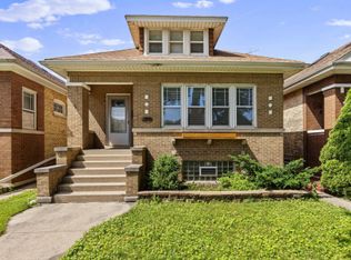 5908 W Grace St, Chicago, IL 60634