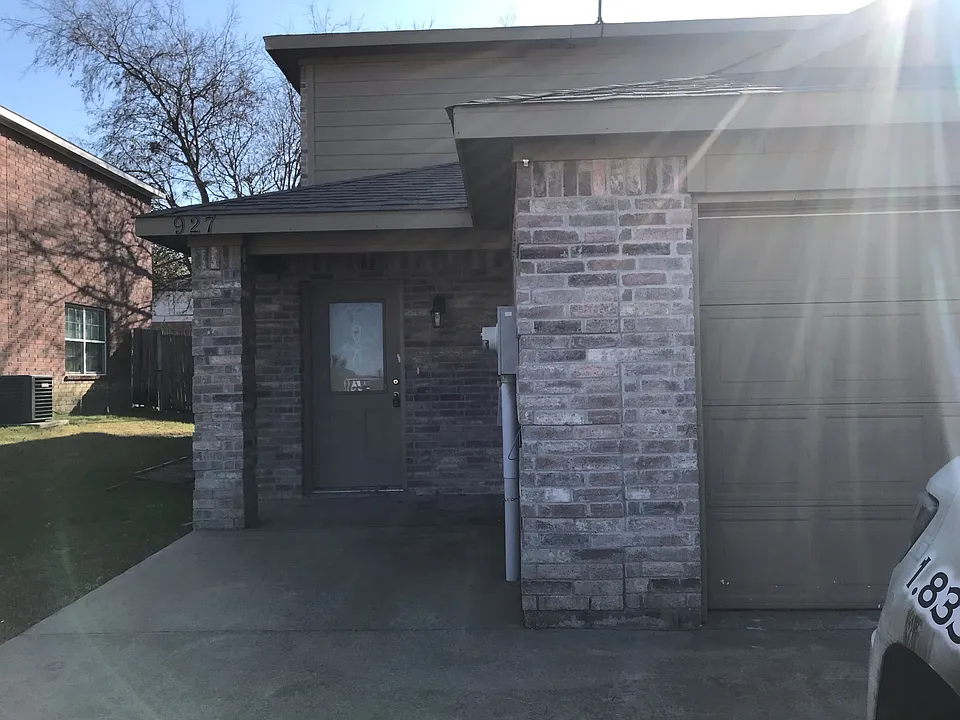 927 Parkplace Rdg