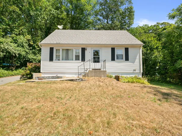 4 Ledgewood Drive, Ledyard, CT 06335