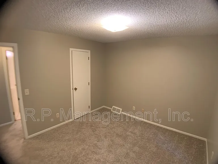 3405 Emerson Ave S #1 — Photo 6