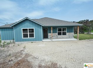 1224 Lake Dr, Spring Branch, TX 78070