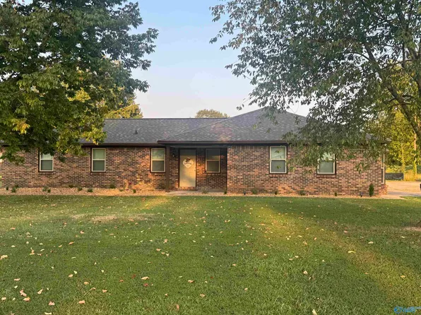111 Willowbrook St, Decatur, AL 35603