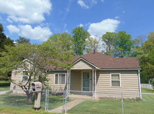 85 Center St, Oak Hill, WV 25901