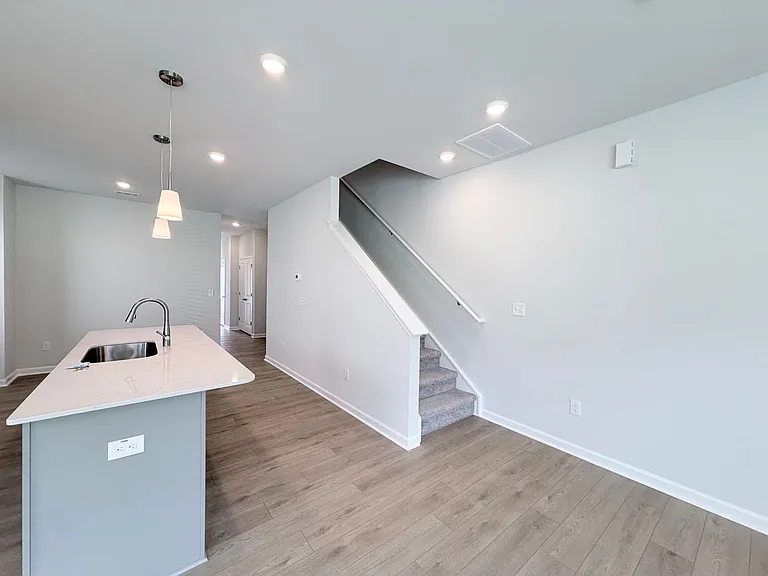 128 Blue Melody Ave — Photo 4