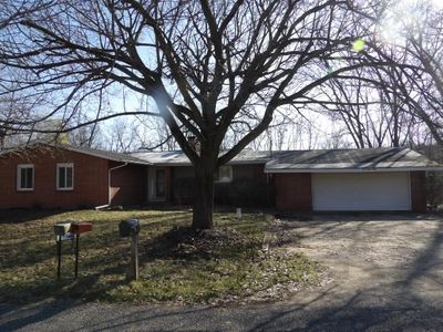 8897 Cory Dr, Delton, MI, 49046