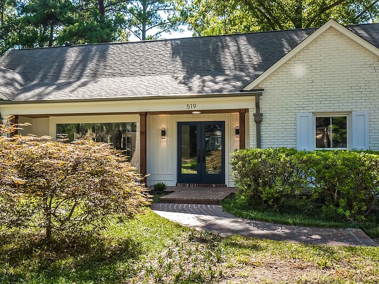 519 Thorn Ridge Cv — Photo 3