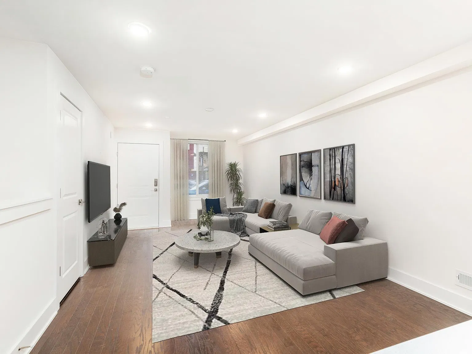 3 bed, 1668 sqft, $1,940 — Photo 2