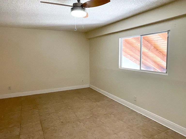 13176 SW 10th Ln — Photo 20