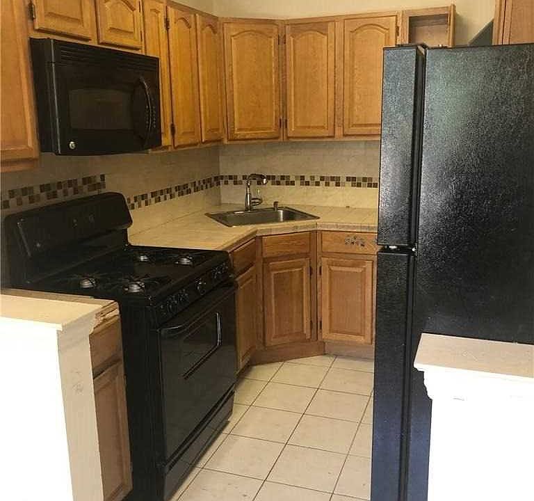 2nd image of 11404 Francis Lewis Blvd