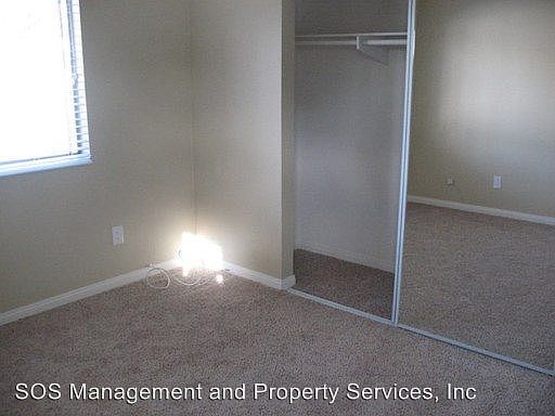 3rd image of 4638 Kensington Dr