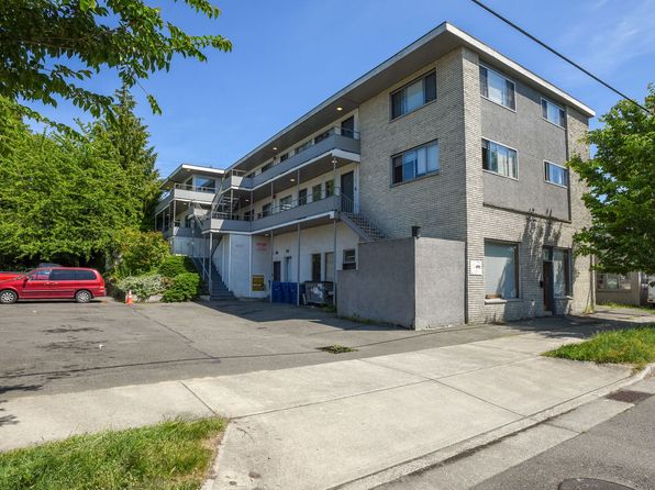 9244 Greenwood Ave N APT 4
