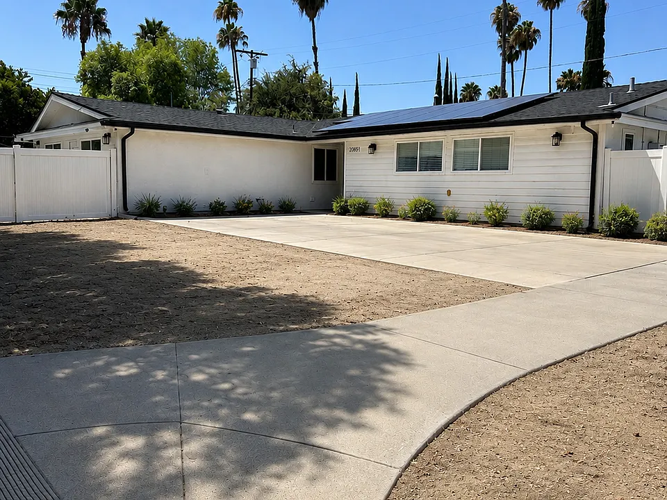 20851 Burbank Blvd