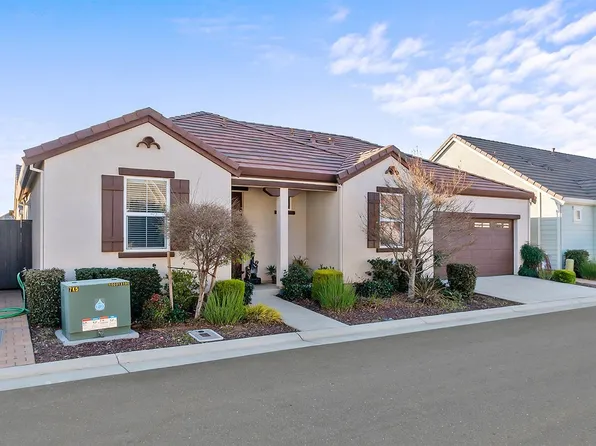 9710 Dartwell Way, Sacramento, CA 95829