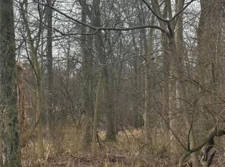 72 School St, Piscataway, NJ 08854